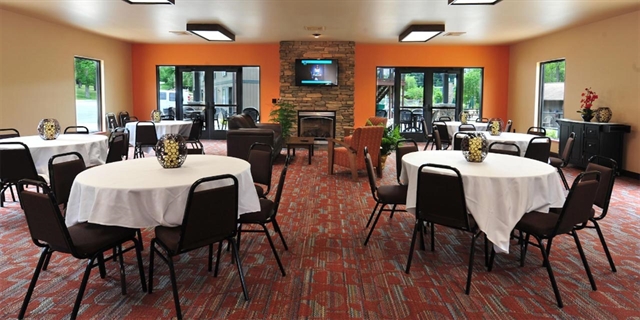 Canyon Room at Baker's Sunset Bay Resort.