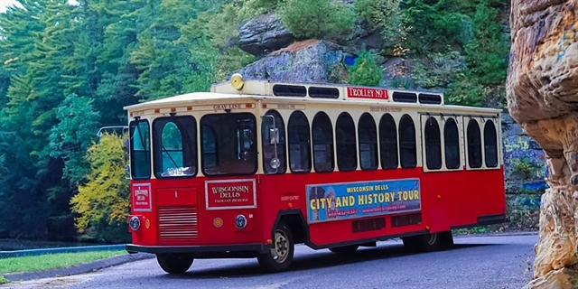 A trolley in Wisconsin Dells.